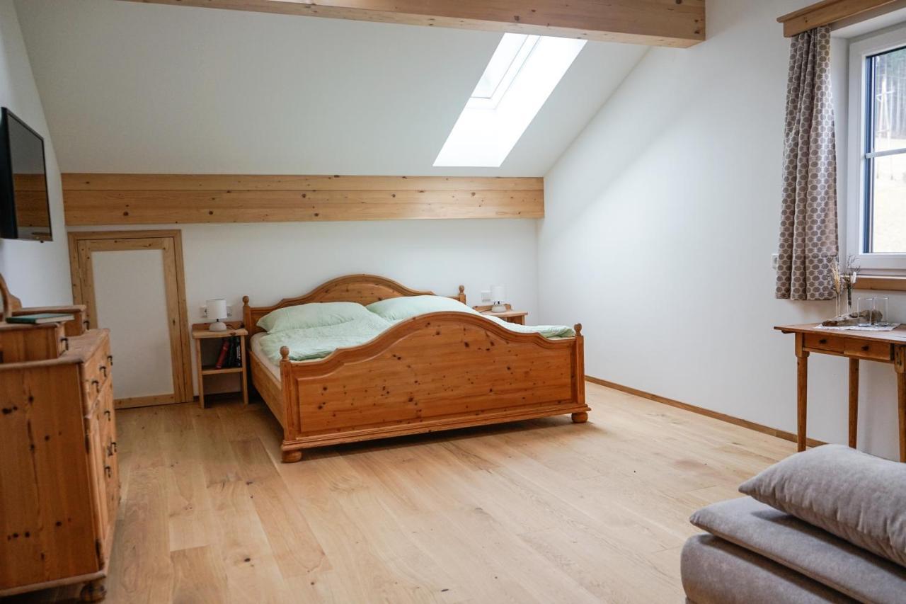 Hotel Haus Am Wald Strobl Esterno foto